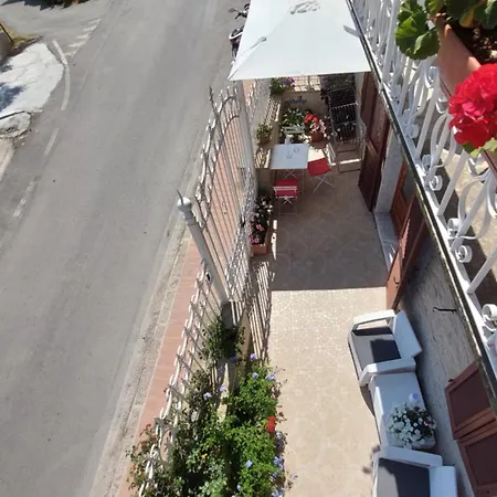 Chez Nous Apartament *